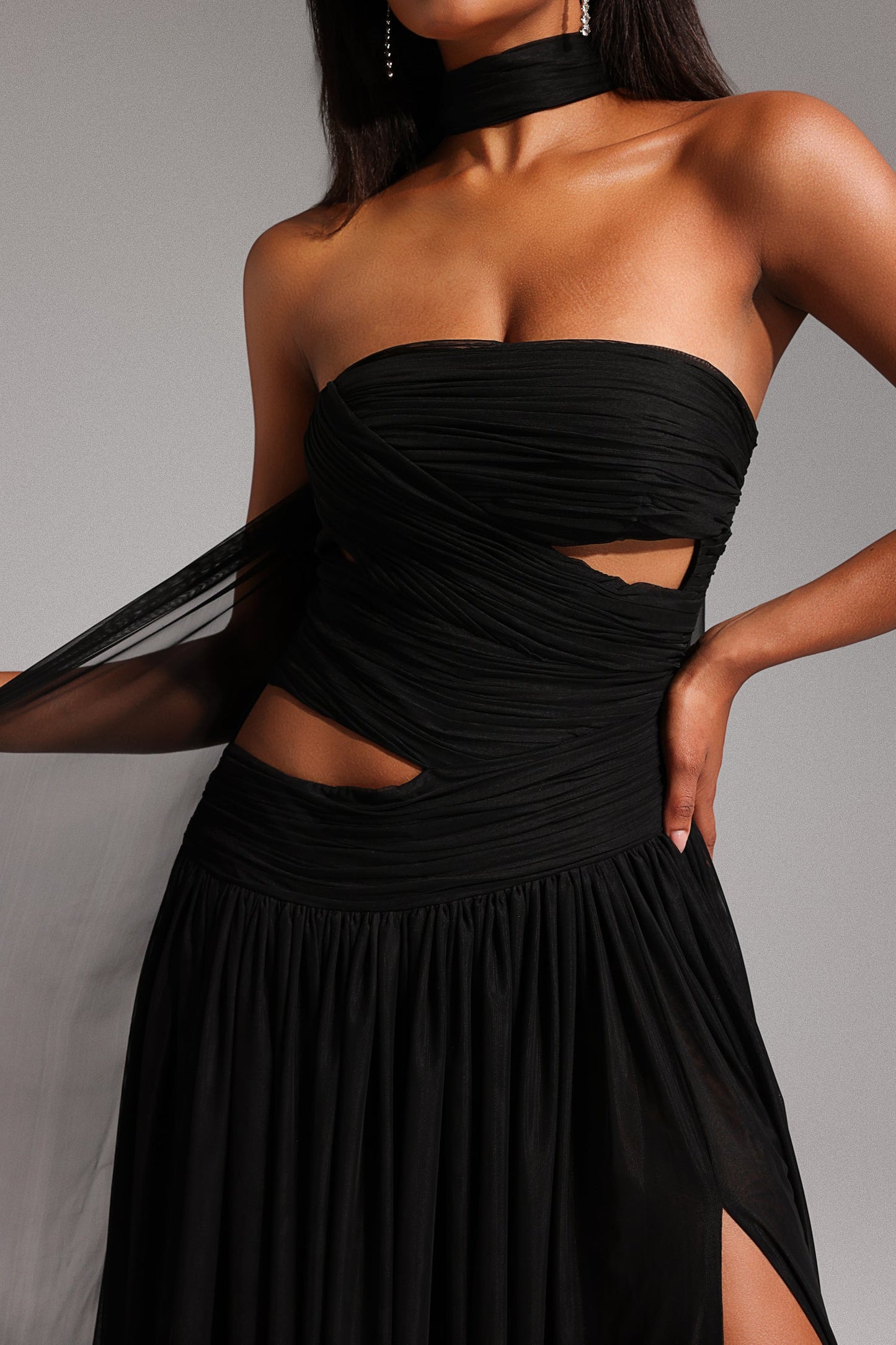 DALIA - Neal Sleeveless Hollow Out Maxi Dress