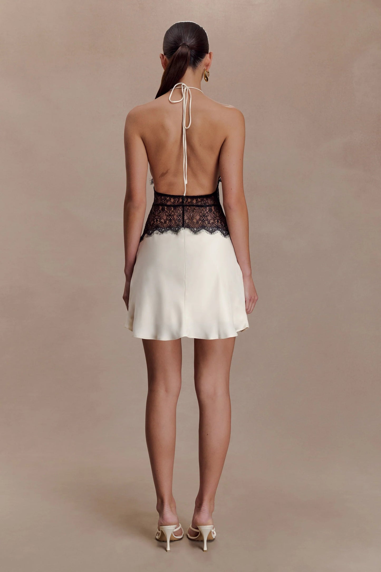 DALIA - Sukienka mini z koronki i satyny