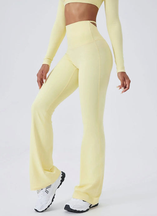 DALIA - Top en broekset met uitsnijdingen