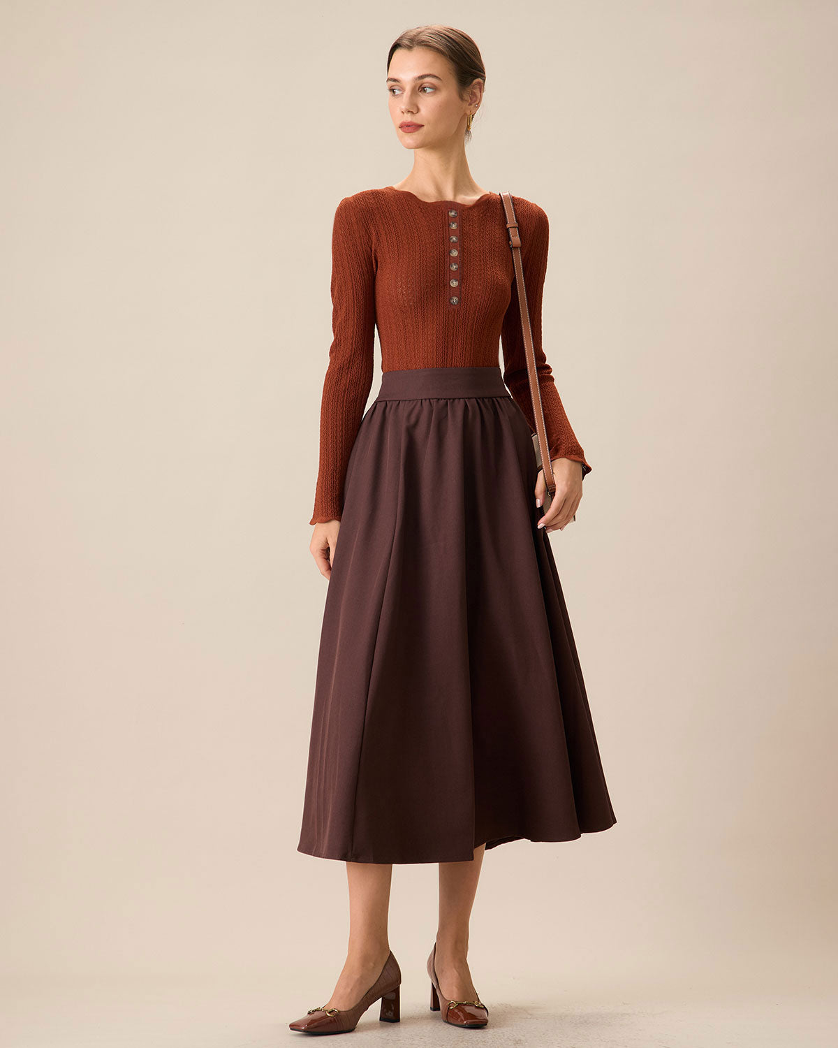 DALIA - Women's Brown Round Neck Slim Sweater