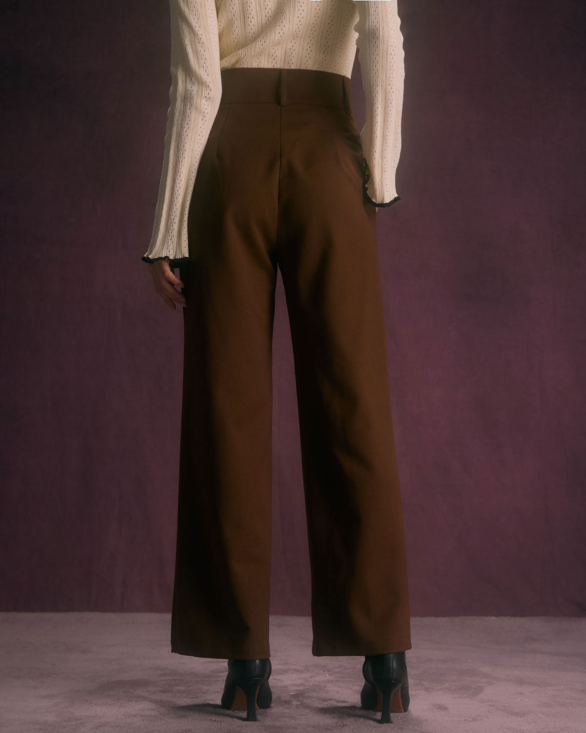 DALIA - Spodnie z wysokim stanem w kolorze kawy