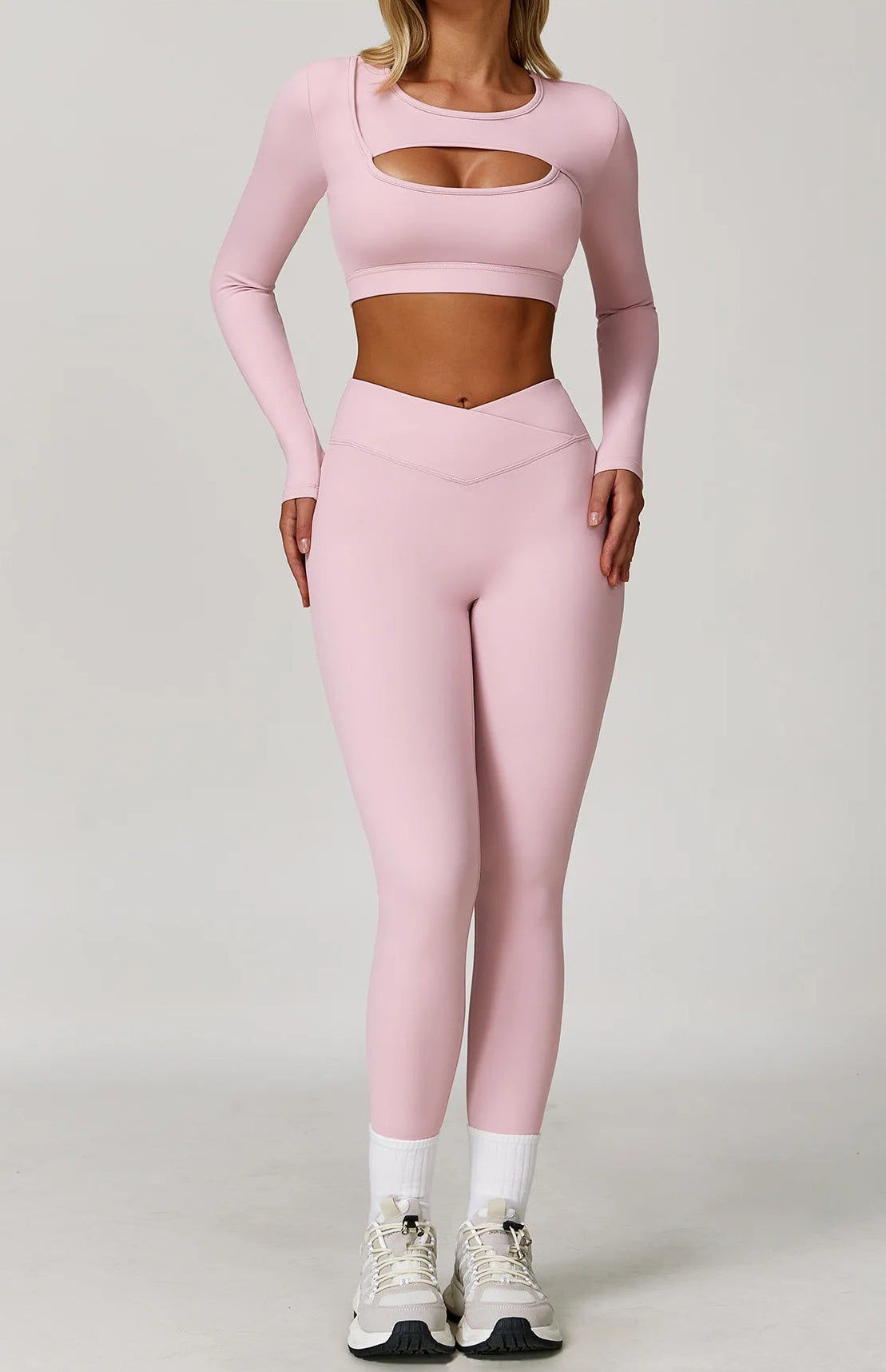 DALIA - Set met lange mouwen en uitsnijdingen