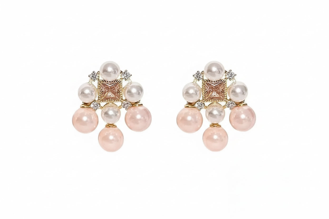 Arianna Pearl Earring In Pink