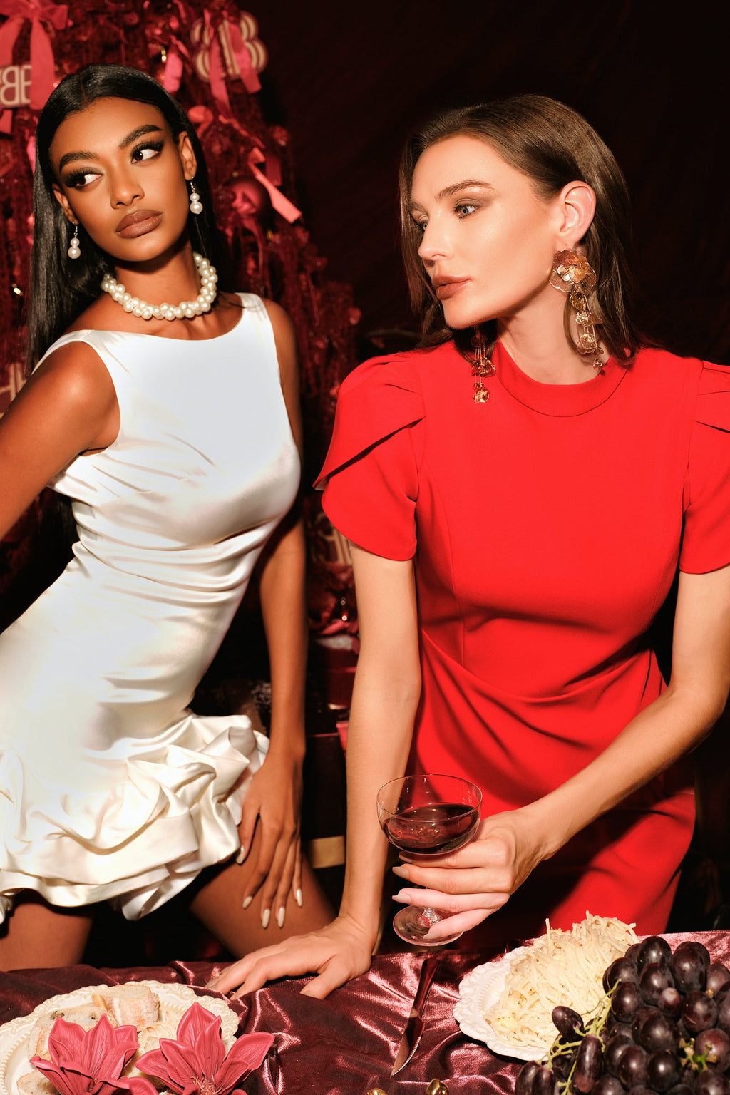 DALIA - Backless Mini Dress - Red