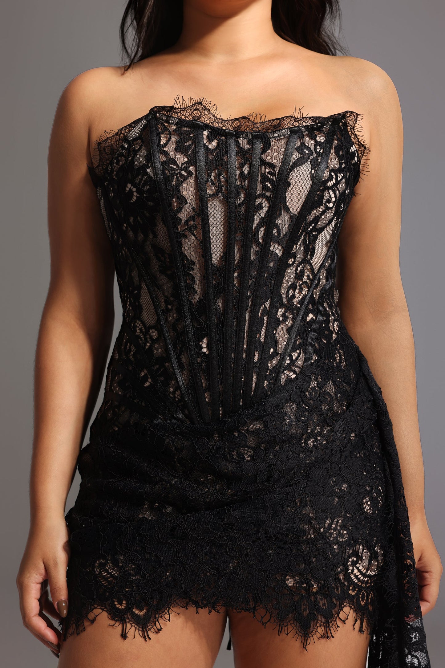 DALIA - Lace Mini Dress Curve