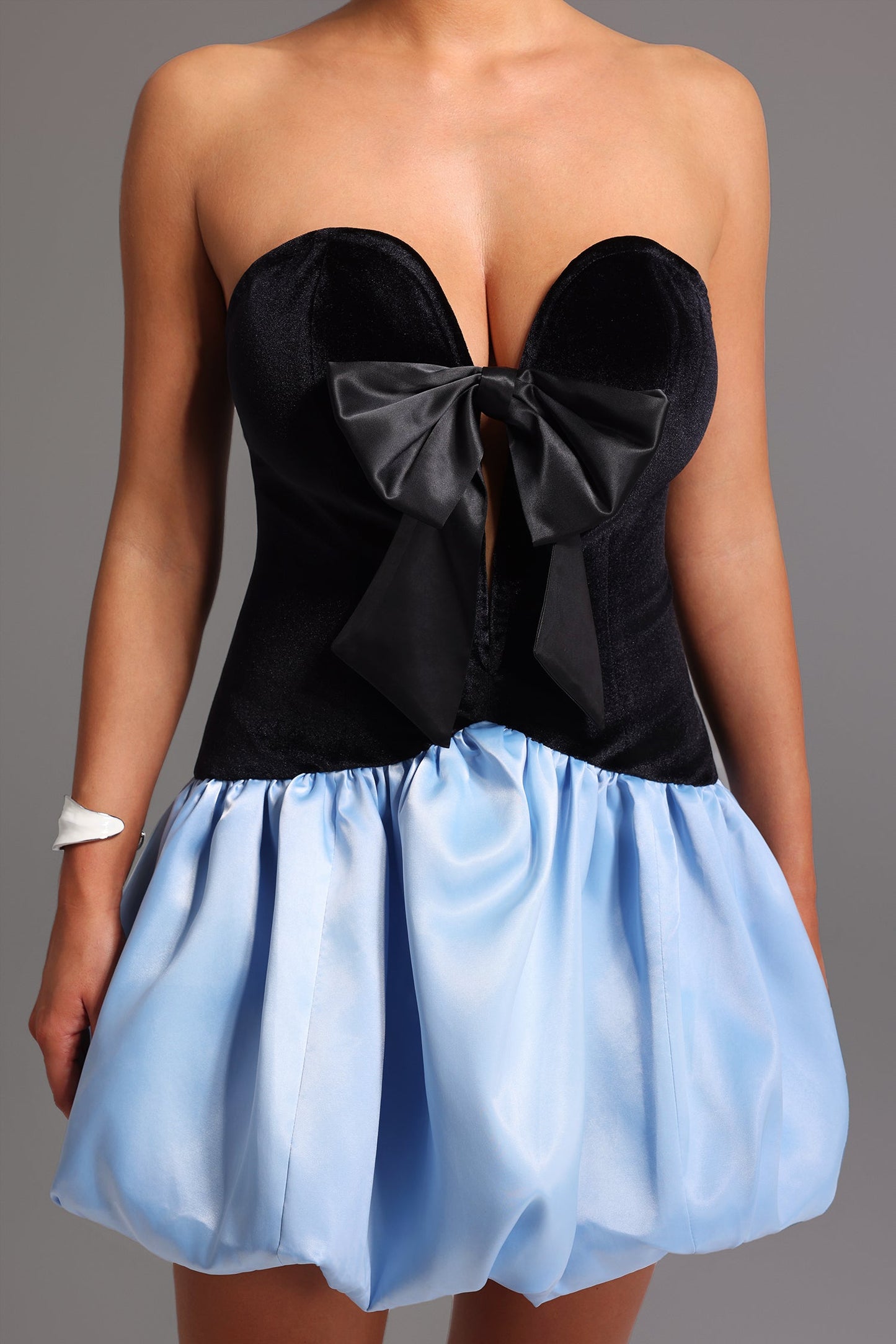 DALIA - Vla Strapless Deep-V Mini Dress