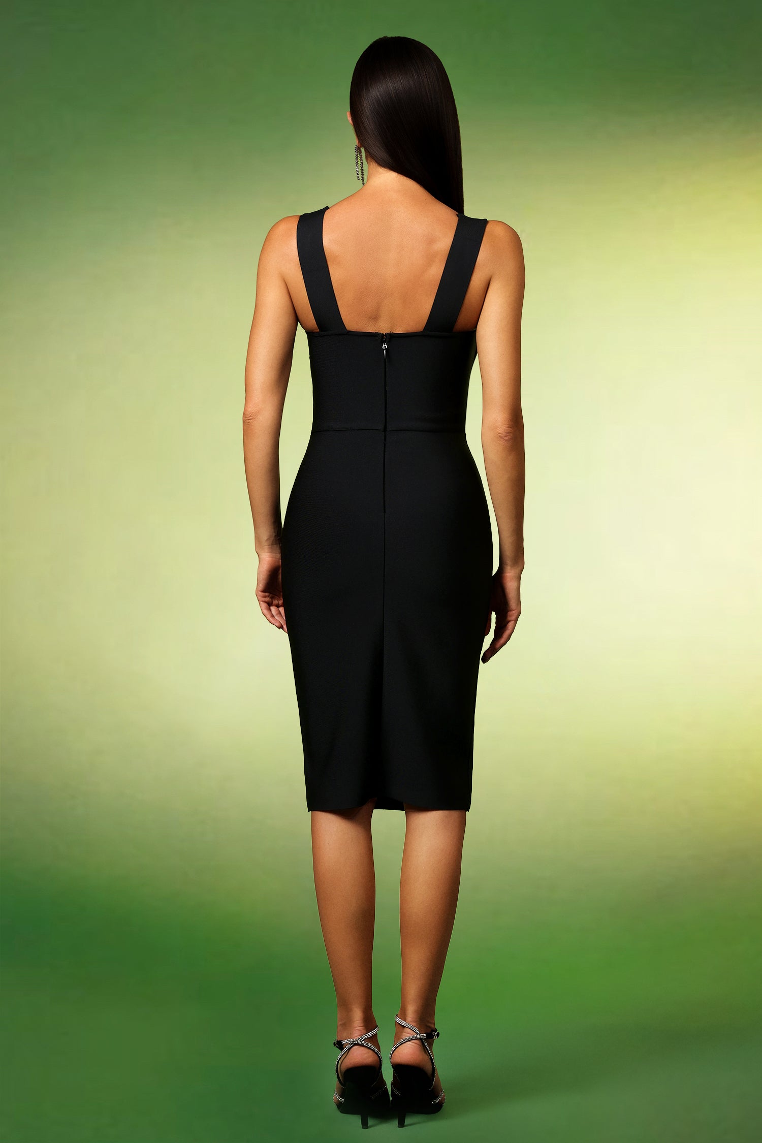 DALIA - Loka Sleeveless V-Neck Bandage Midi Dress