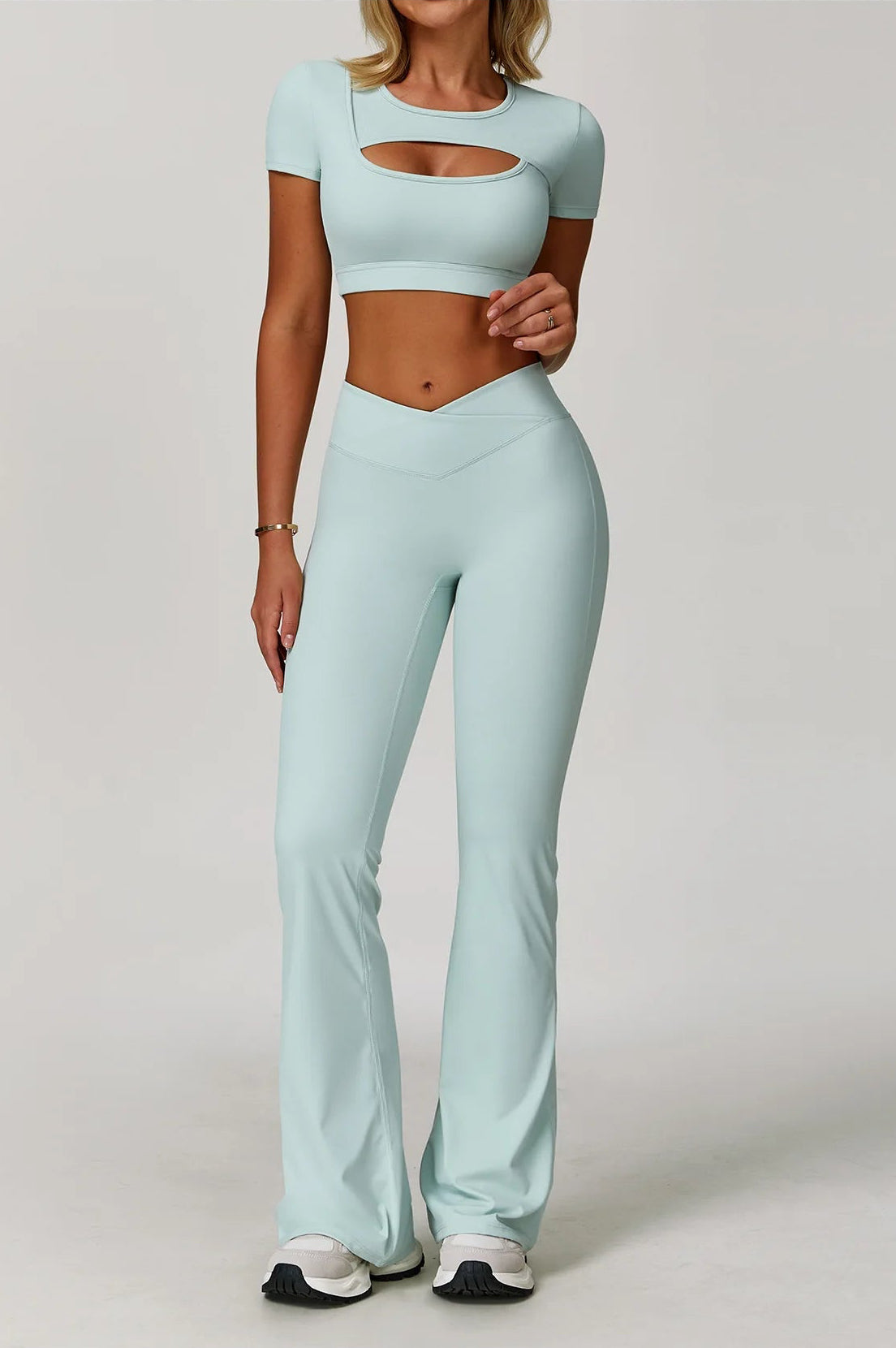DALIA - Short Sleeve & Fair Trousers