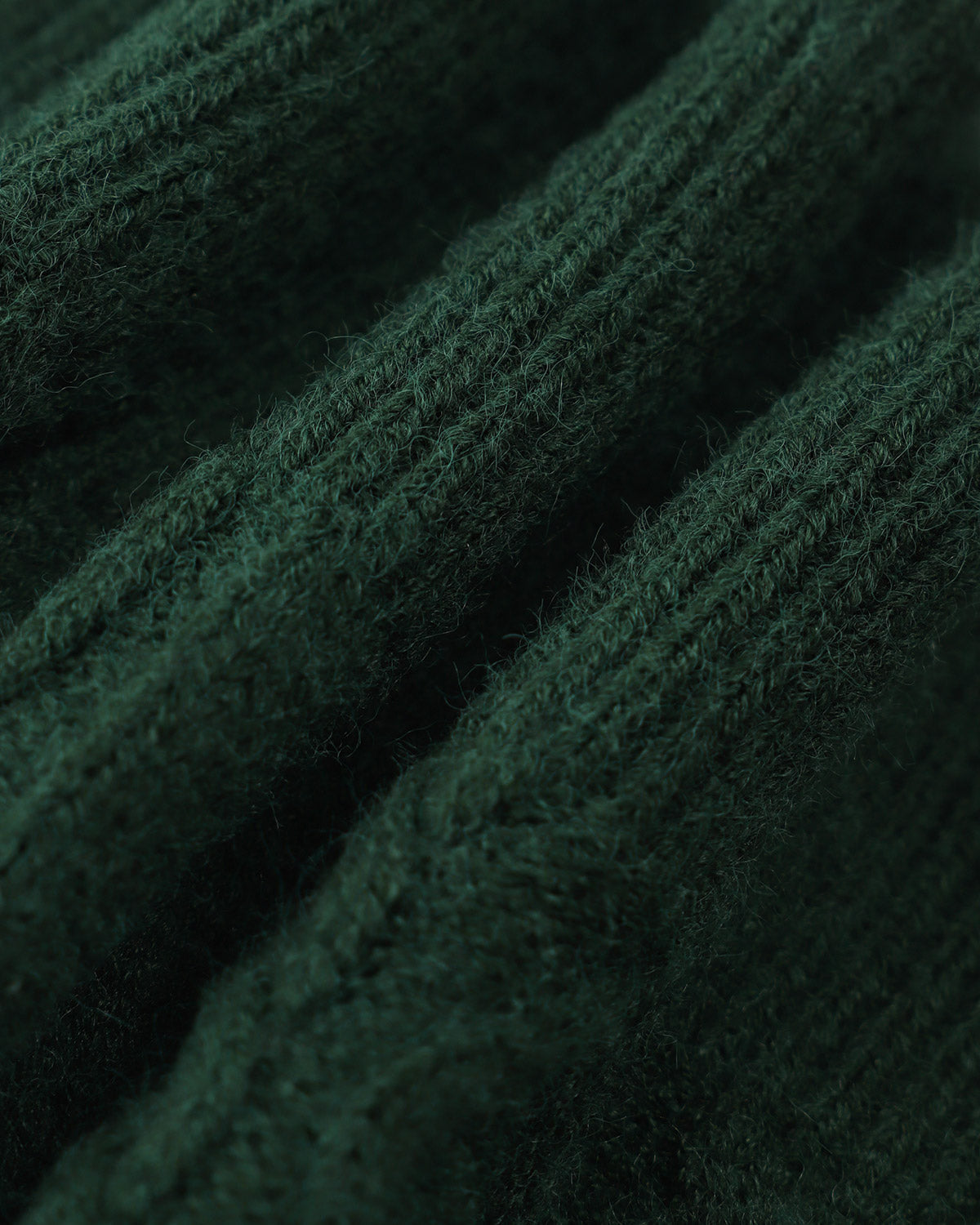 DALIA - Zielony sweter Romance Cable Knit Crew