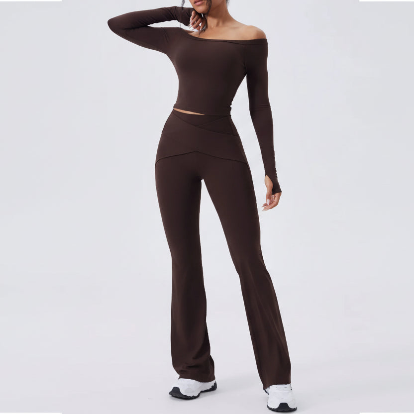 DALIA - Yogaset met schoudervullingen