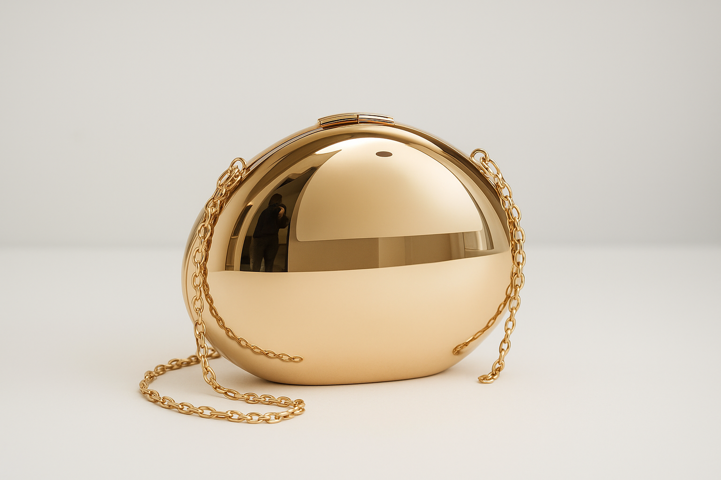 DALIA - Luxe Oval Clutch