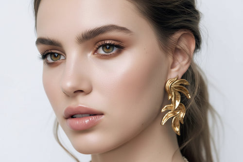DALIA - Bexiron oorbellen met gouden blaadjes
