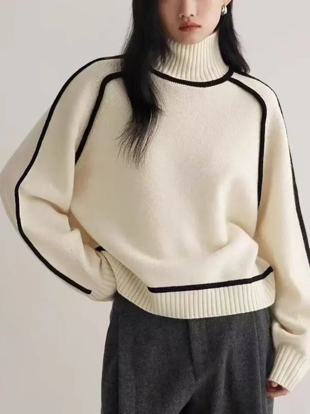 DALIA - Elegant Turtleneck Sweater