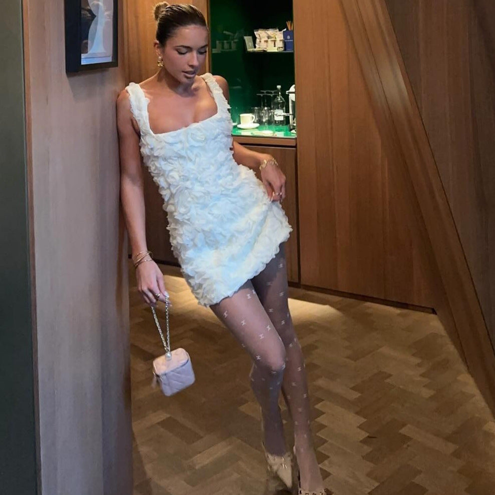 DALIA - Leisure Sweet 3D Floral Mini Dress