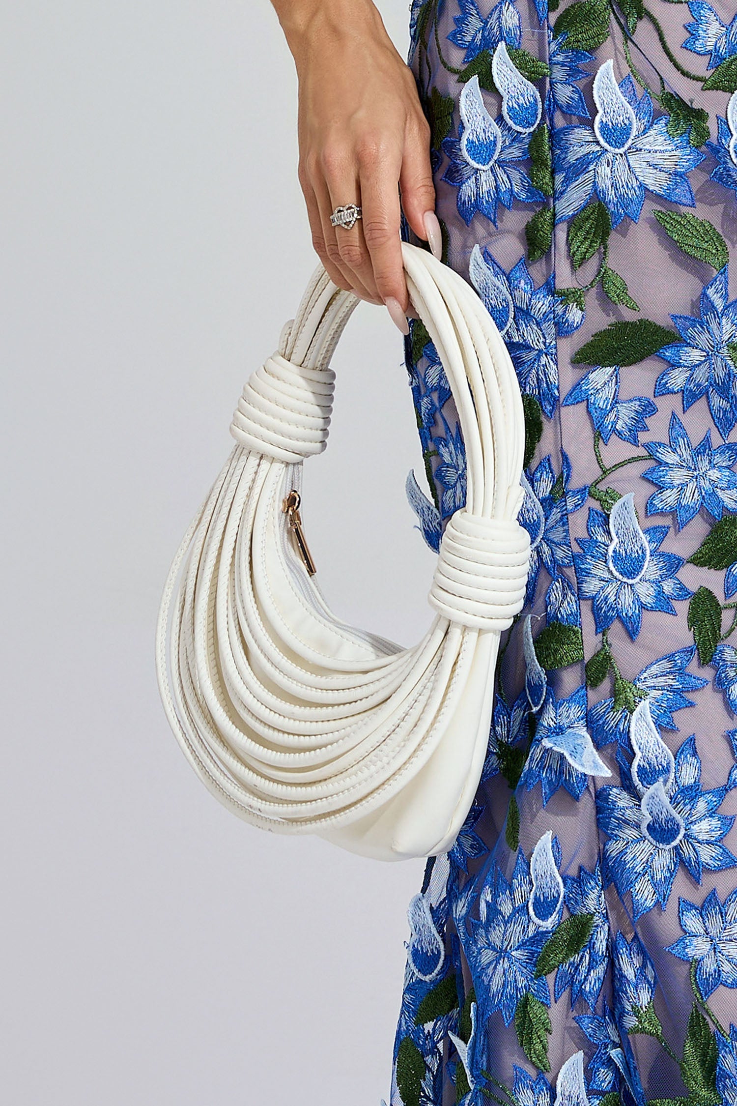 DALIA - Malha White PU Knotted Bag