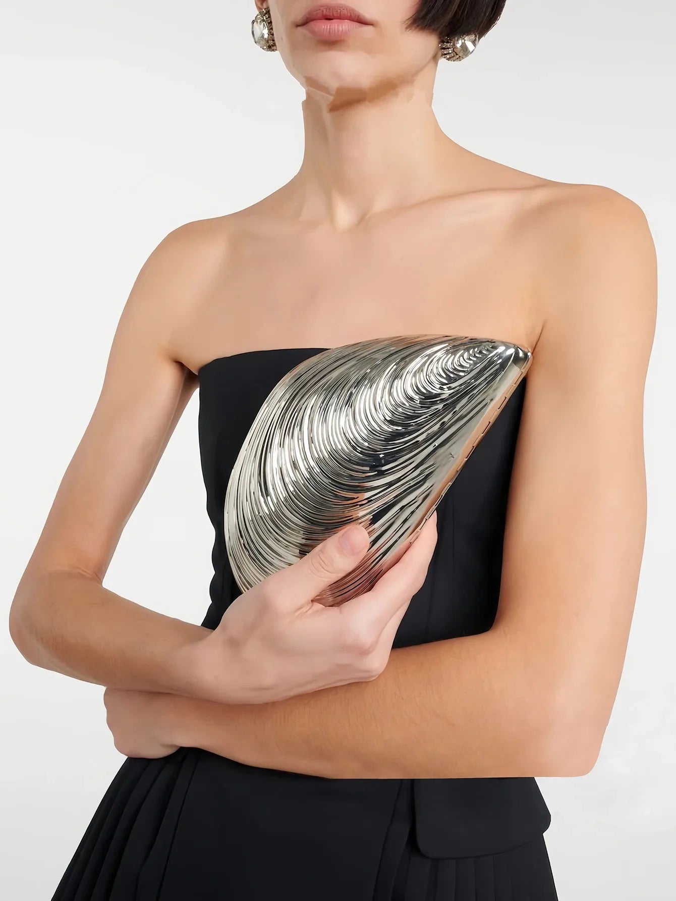 DALIA - Exclusive Crescent Crystal Clutch