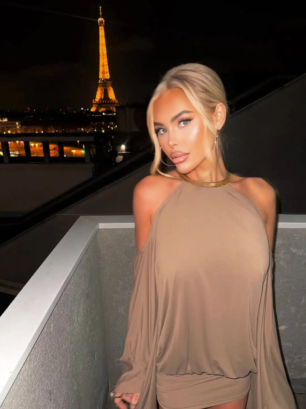 DALIA - Golden Open Back Dress