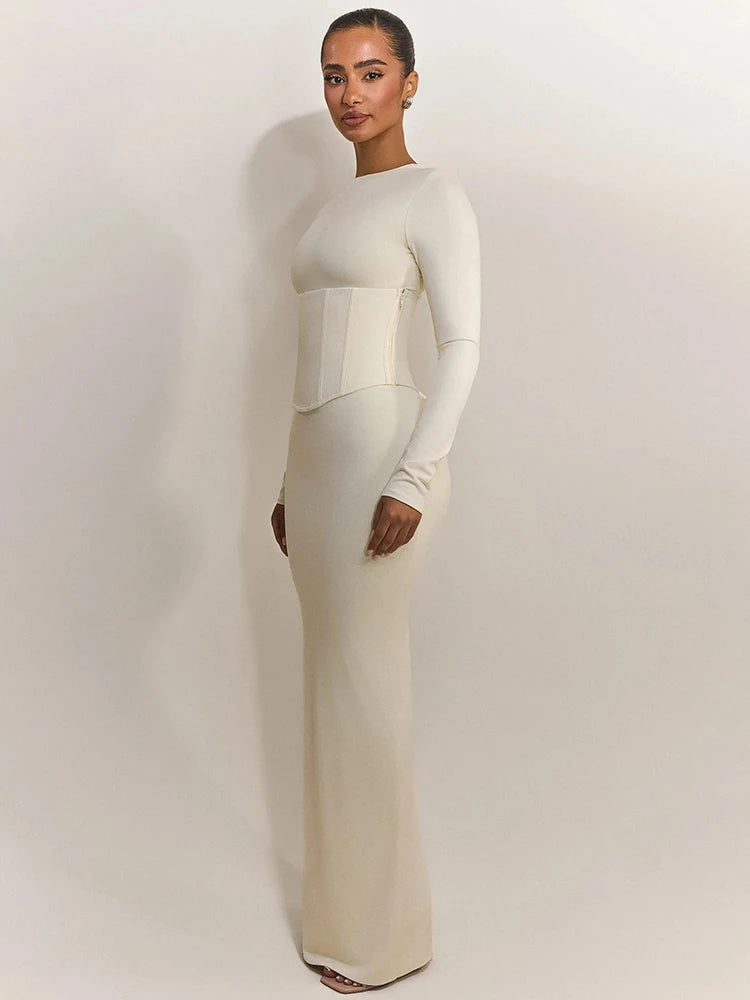 DALIA - Dopasowana sukienka maxi z wysokim stanem i rozcięciem 