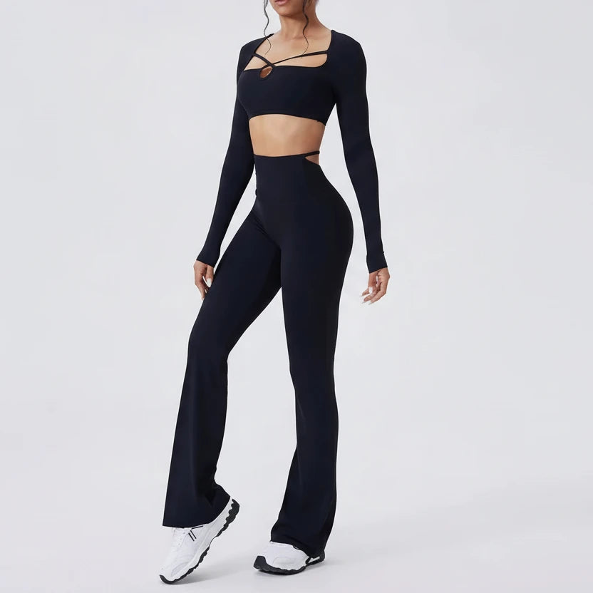 DALIA - Top en broekset met uitsnijdingen