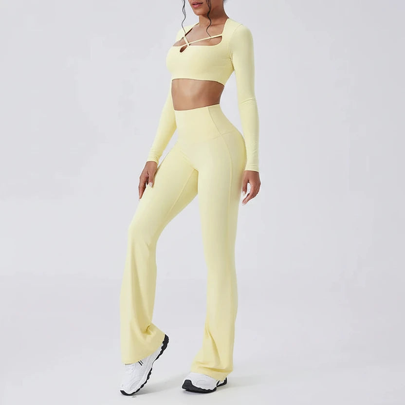 DALIA - Top en broekset met uitsnijdingen