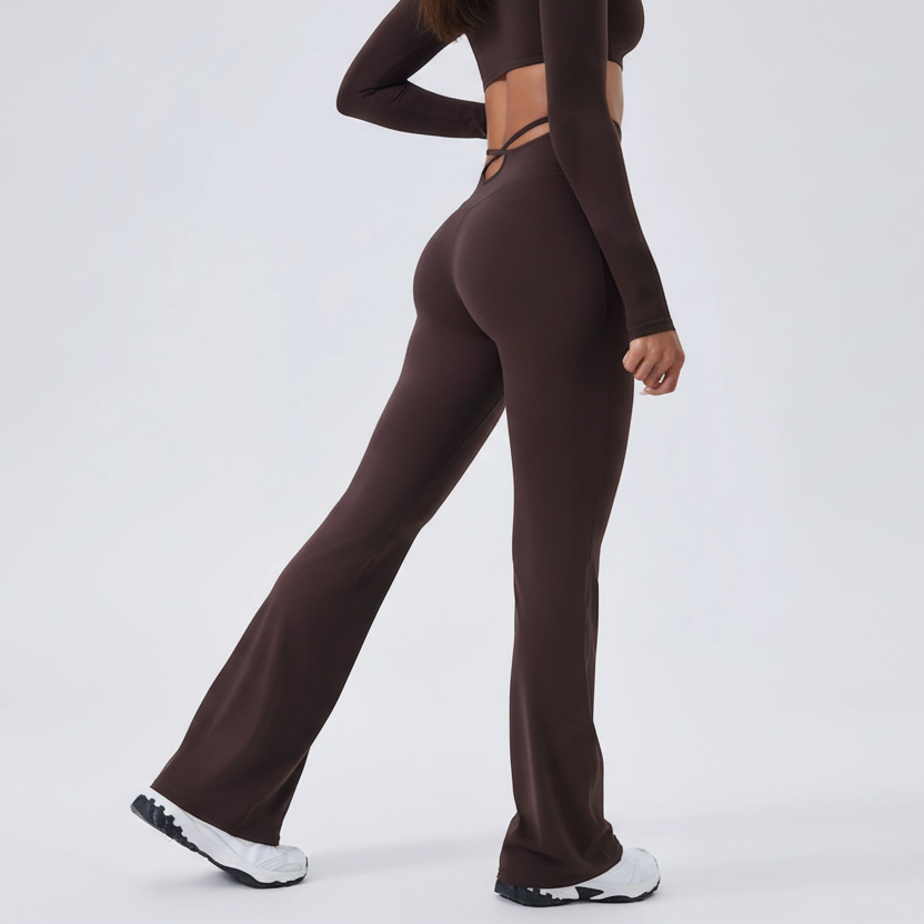 DALIA - Top en broekset met uitsnijdingen