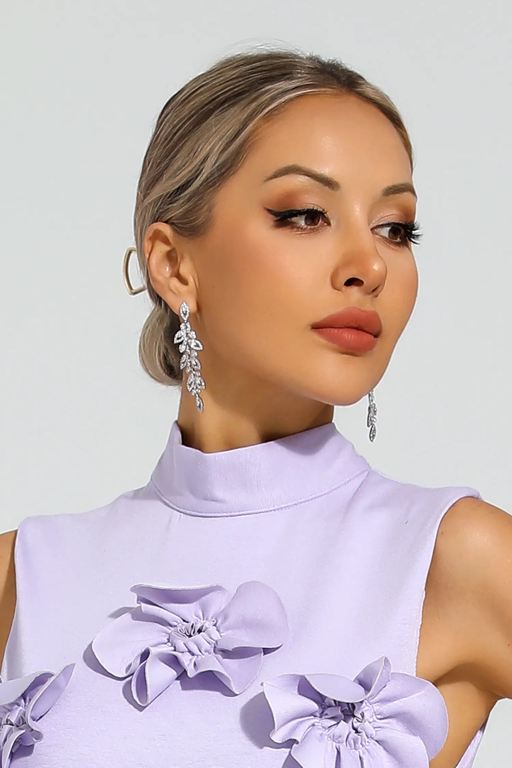 DALIA - Erosa Silver Leaf Earrings