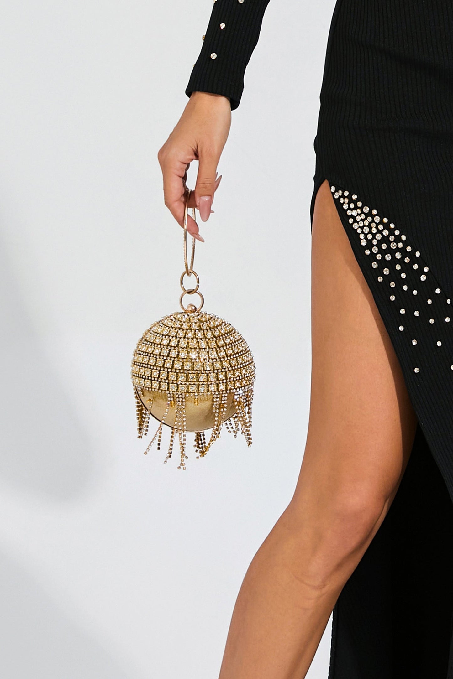 Nyrix Gold Round Ball Bag
