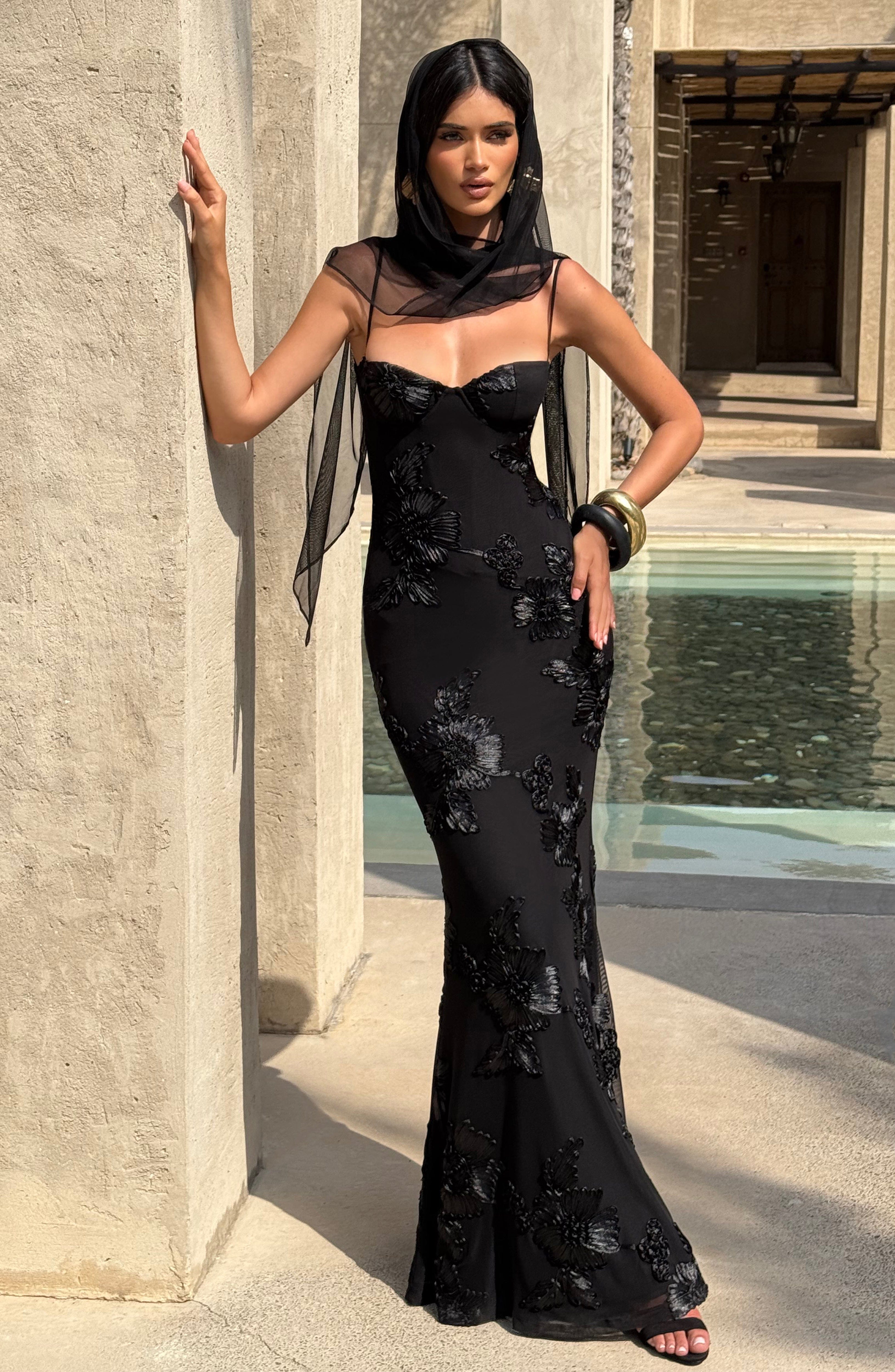 DALIA - Bodycon Flower Maxi Dress - Black
