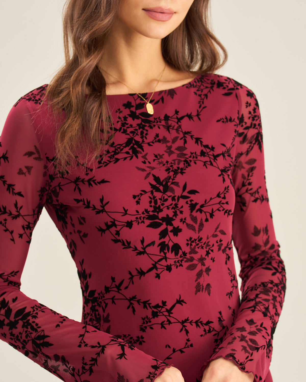 DALIA – Czerwona siateczkowa sukienka mini z kwiatowym wzorem