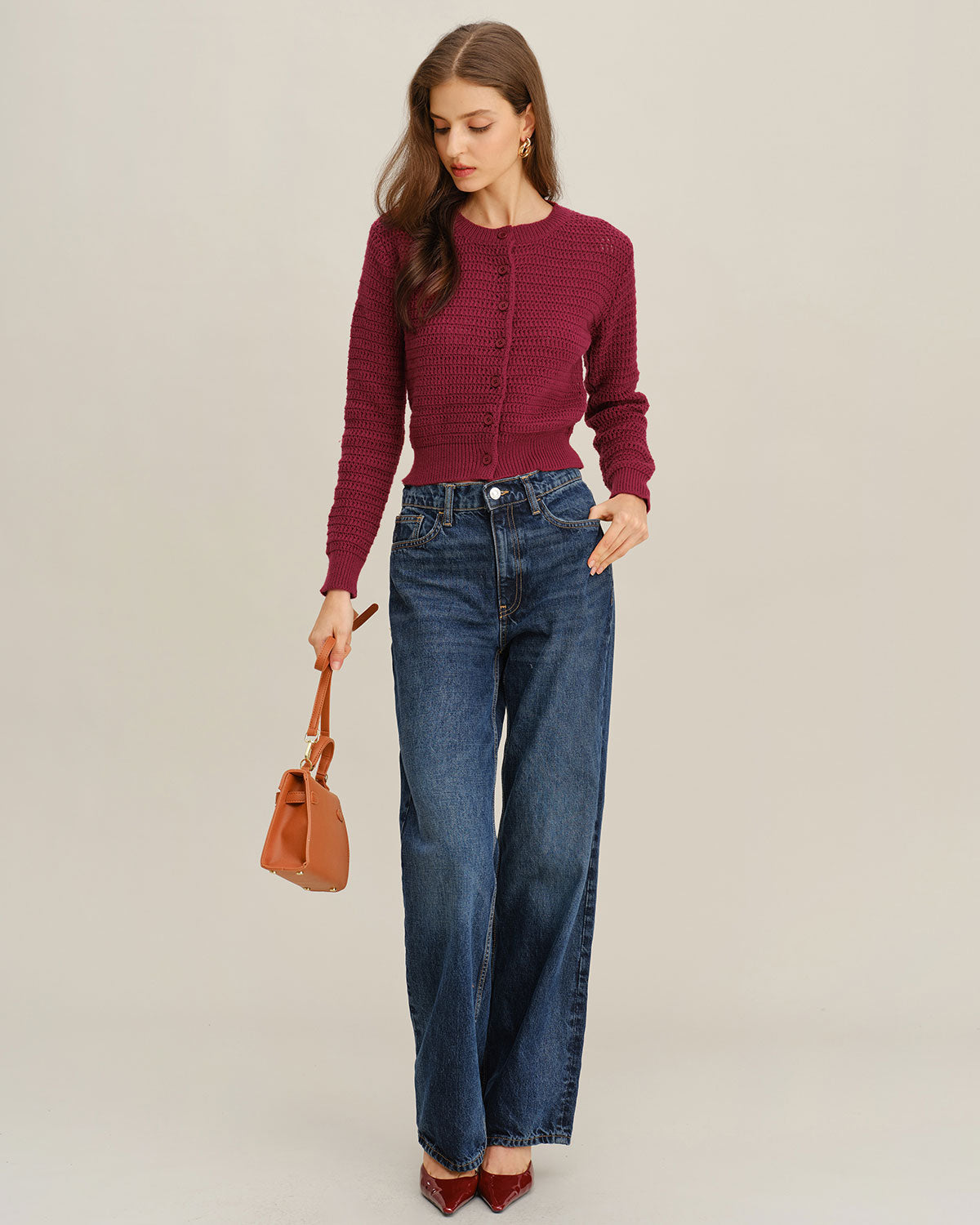 DALIA - Wijnrood, enkelvoudig gebreide cardigan met ronde hals